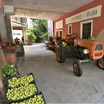 La Ca' Vegia Farm stay *